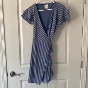 Harper Heritage tie wrap dress